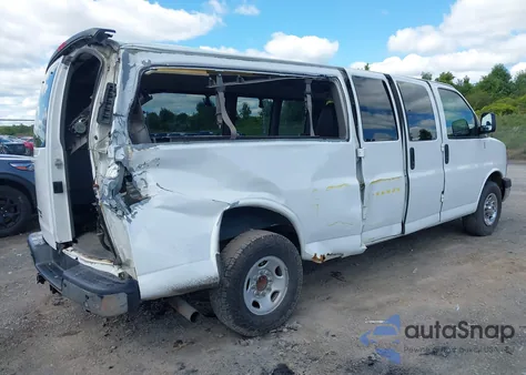 2015 Chevrolet Express 3500 Lt из США, поврежденный, VIN 1GAZG1FF1F1176880